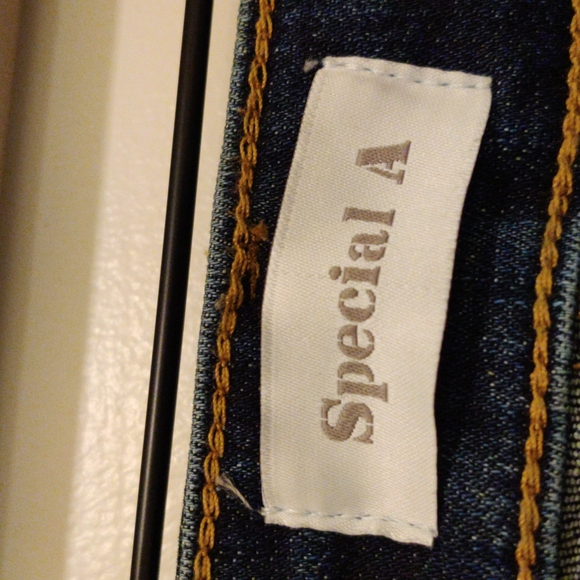 Special A Straight Cut Jeans Size 3XL - Picture 4 of 6